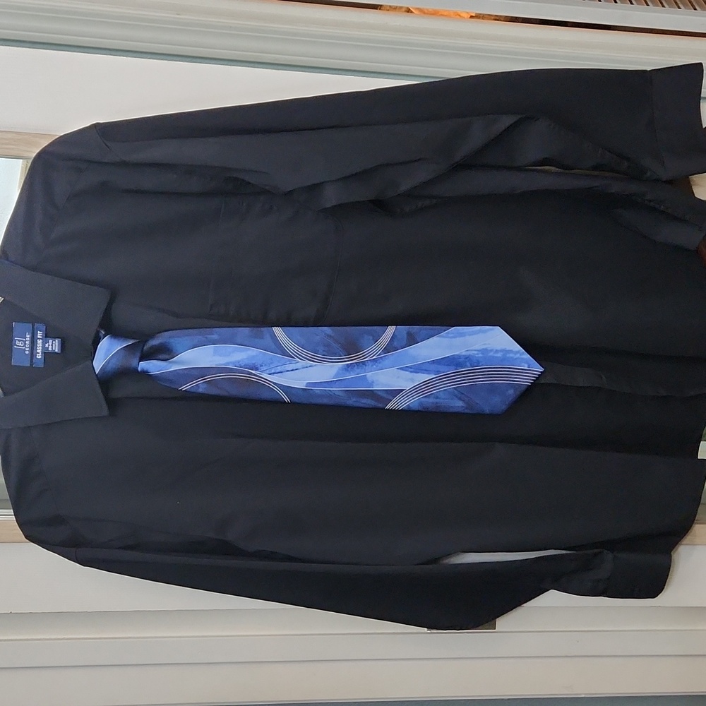 Elegant Blue Men's Tie